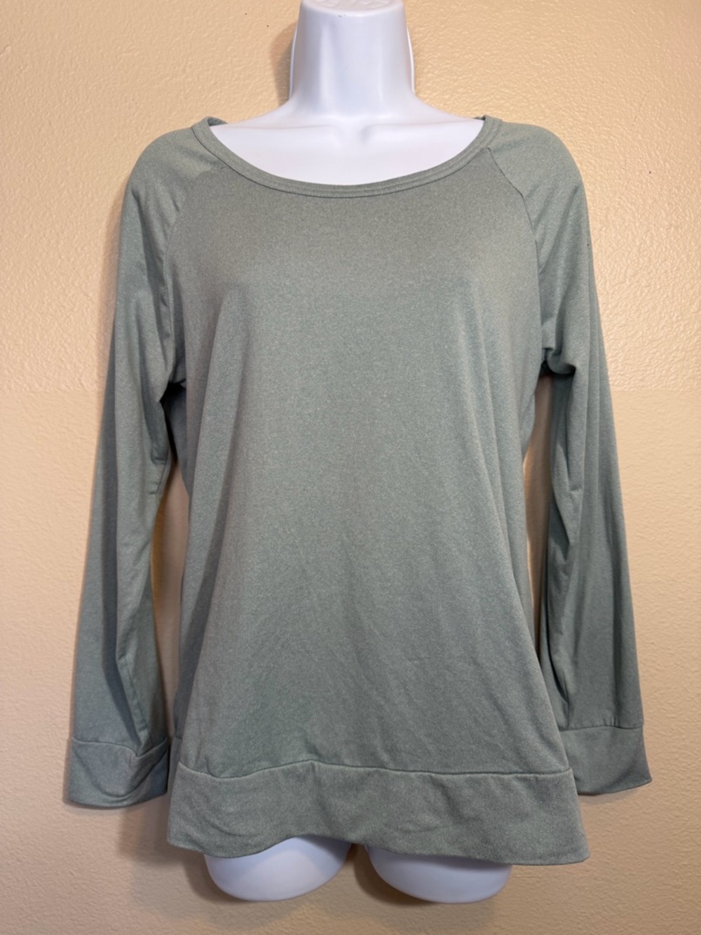 Balance Collection Green Long Sleeve Shirt Sz M Womens Back Mesh Panel Stretch